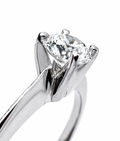 Anillo Eterna Lumina – Diamante Natural Certificado GIA en Oro Blanco 18k