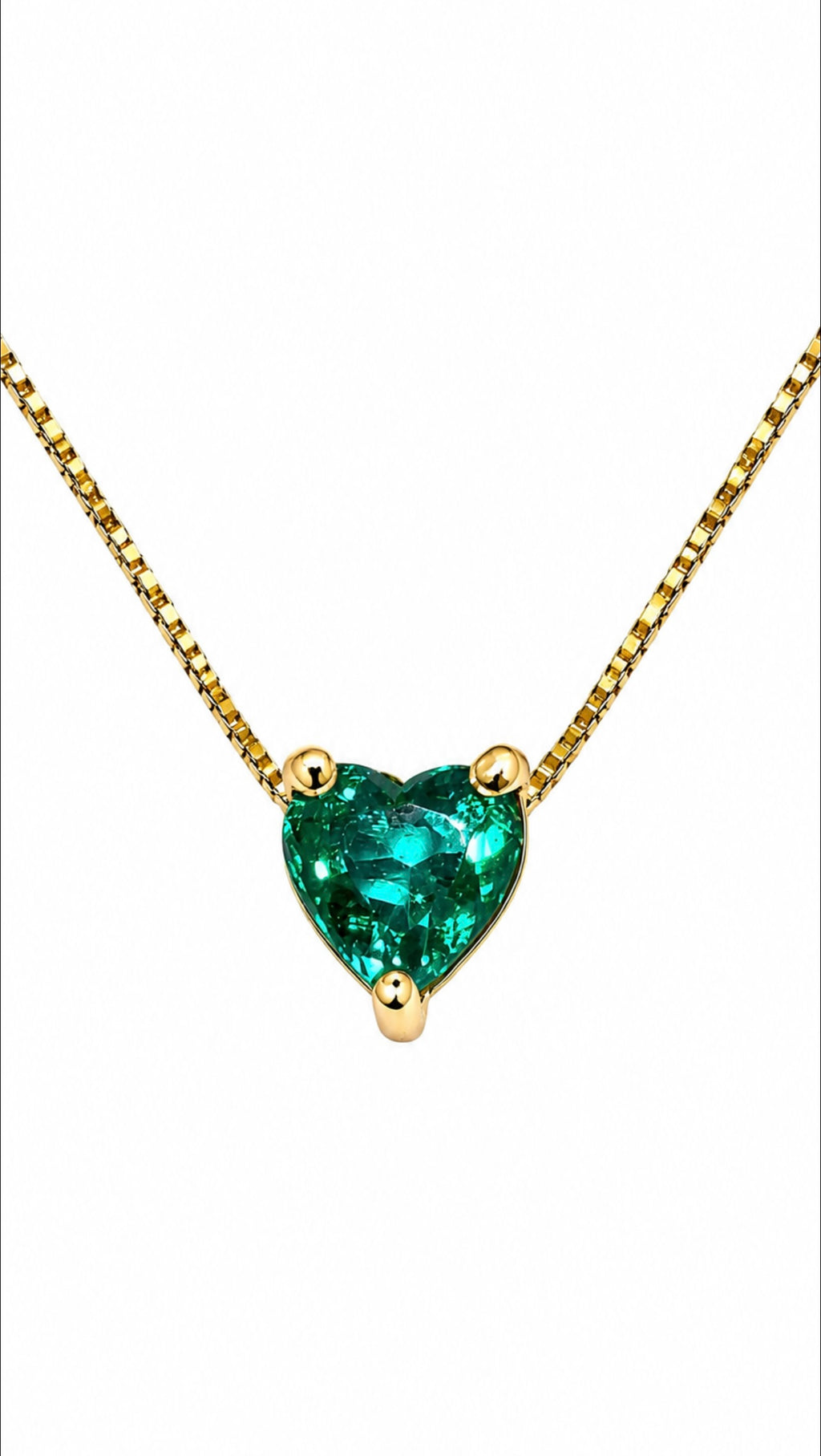 Dije Esmeralda Muzo mini corazón en oro amarillo 18k